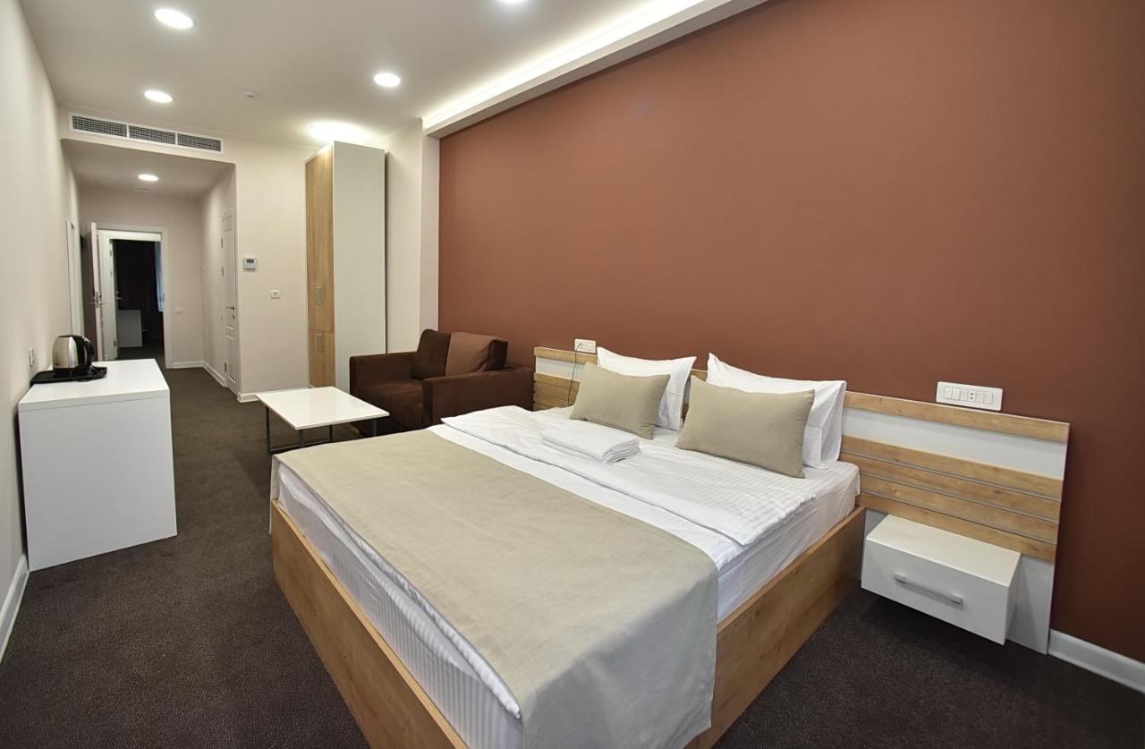Bonjour Boutique Hotel Γιερεβάν Εξωτερικό φωτογραφία